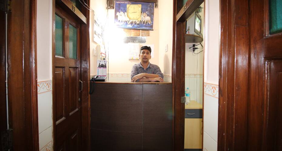 GOOD LUCK HOTEL, Mumbai 4